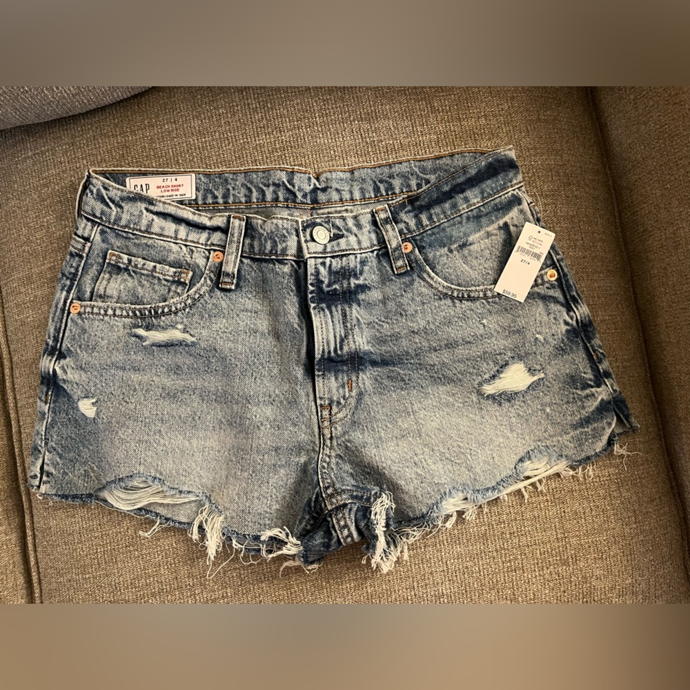 Low rise shorts